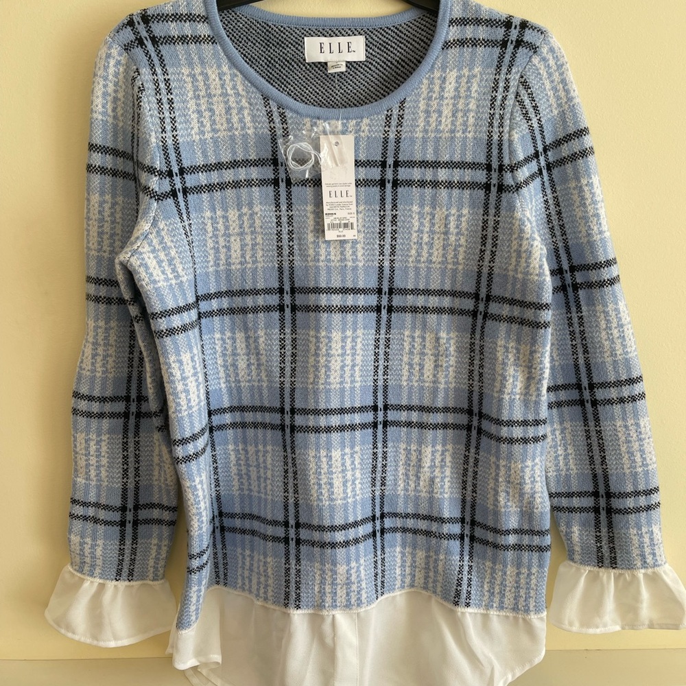 New women’s S Elle Sweater